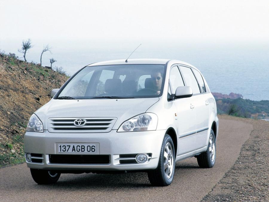 Toyota Avensis Verso '2001